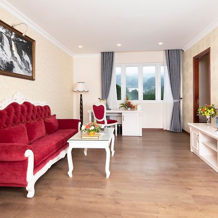 Ladalat Hotel Екстер'єр фото