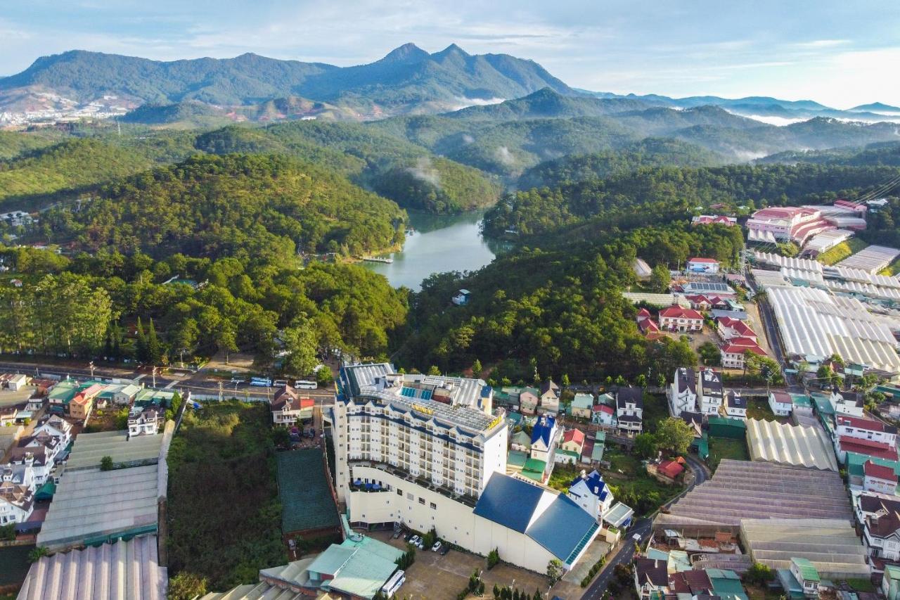 Ladalat Hotel Екстер'єр фото