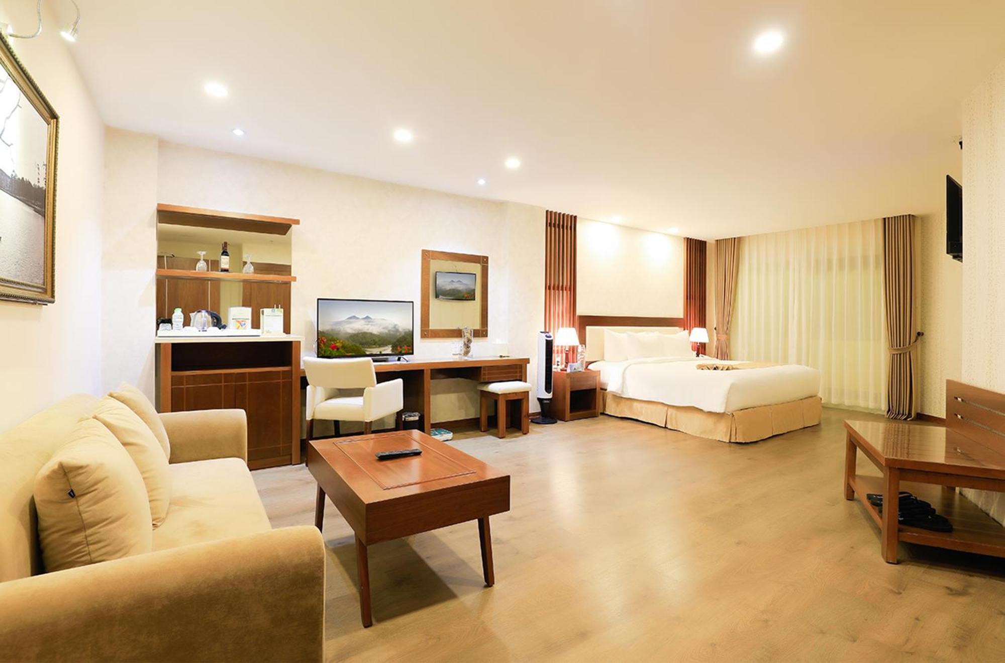 Ladalat Hotel Екстер'єр фото