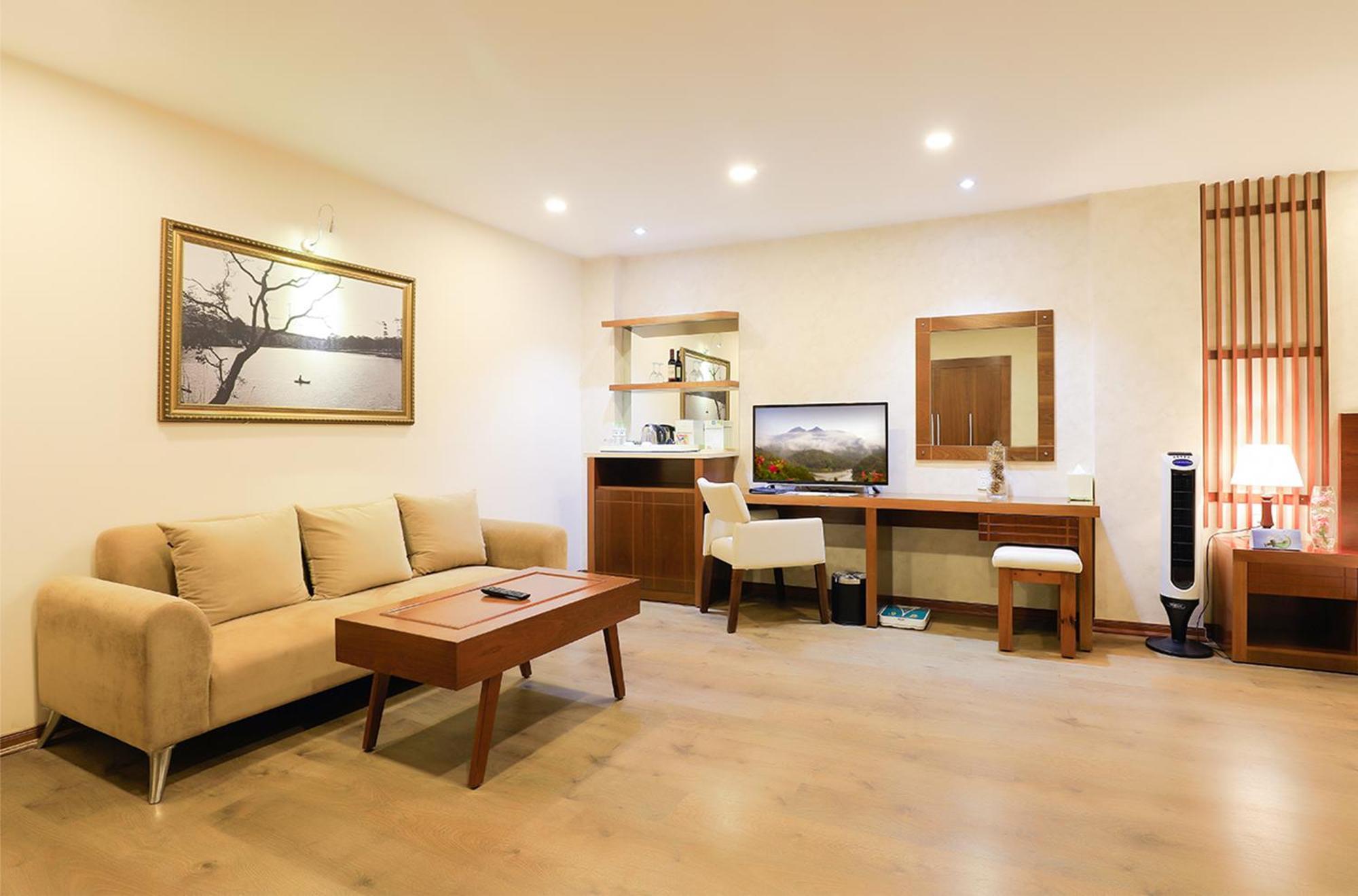 Ladalat Hotel Екстер'єр фото
