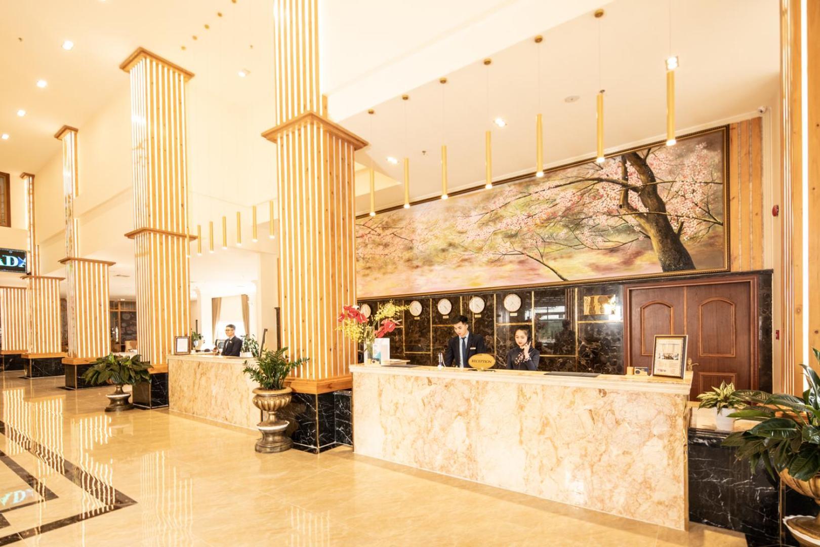 Ladalat Hotel Екстер'єр фото